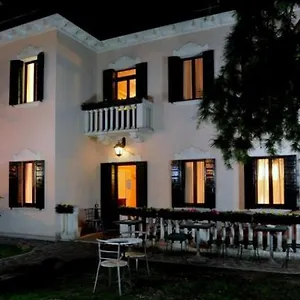  Casa di campagna Crispi Italia